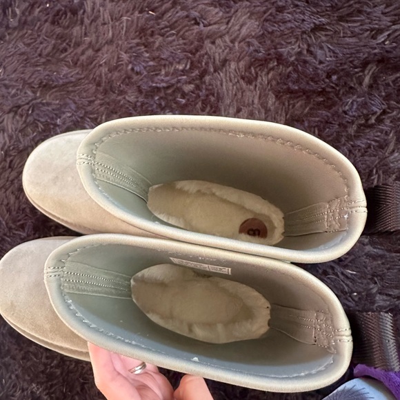 UGG CLASSIC DIPPER PLATFORM SHADED CLOVER BOOTS - Picture 5 of 7